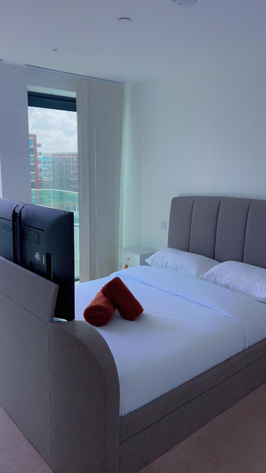 Ds Rentals - Entire 1 Bedroom Apartment Лондон Экстерьер фото